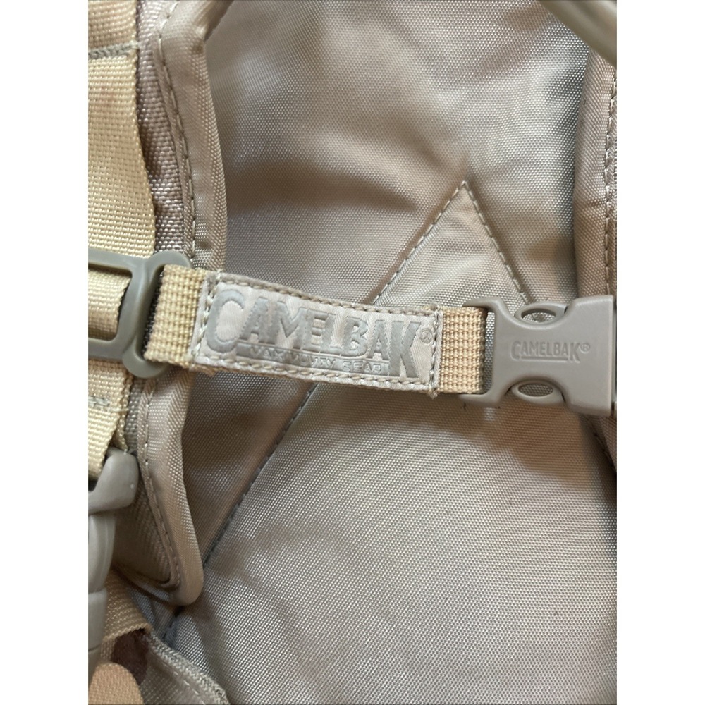 CamelBak Maximum Gear MULE Backpack Desert Camo Tactical Military Hydration Pack - Picture 7 of 8